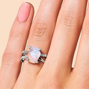 Ring 925 Sterling Moonstone &White Topaz Size 8